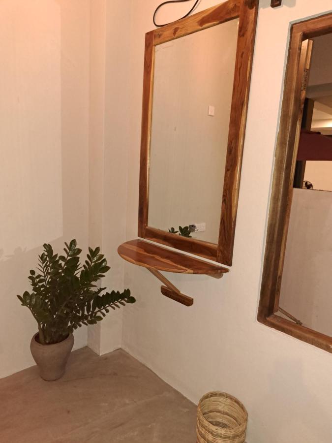 The Surf Access Guest House Arugam Bay Exterior foto