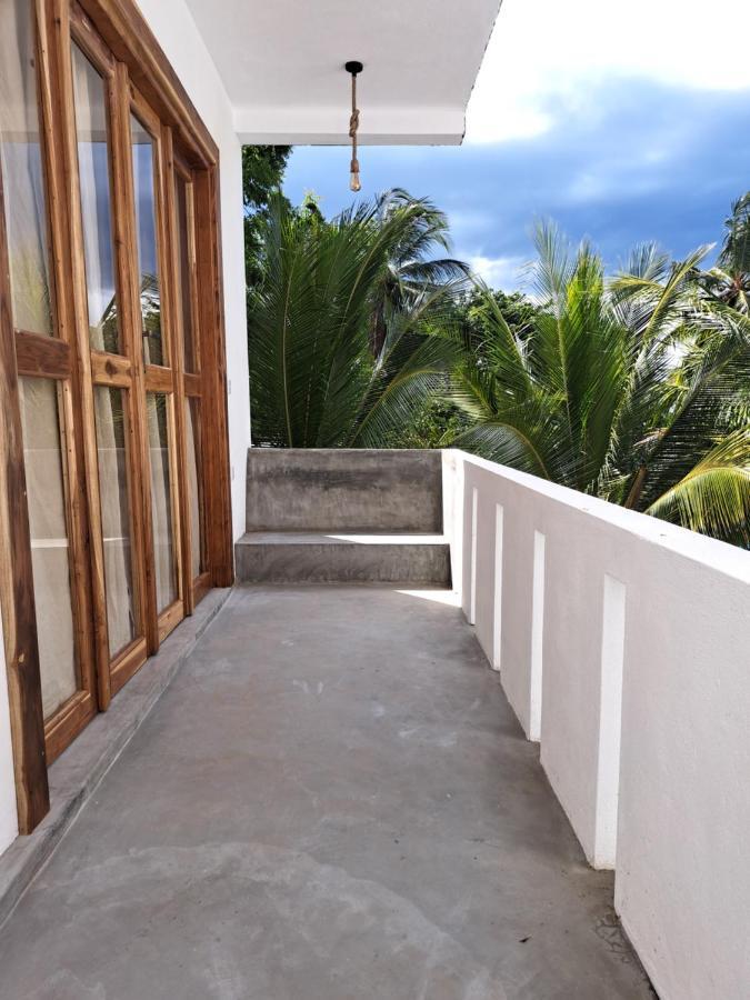 The Surf Access Guest House Arugam Bay Exterior foto