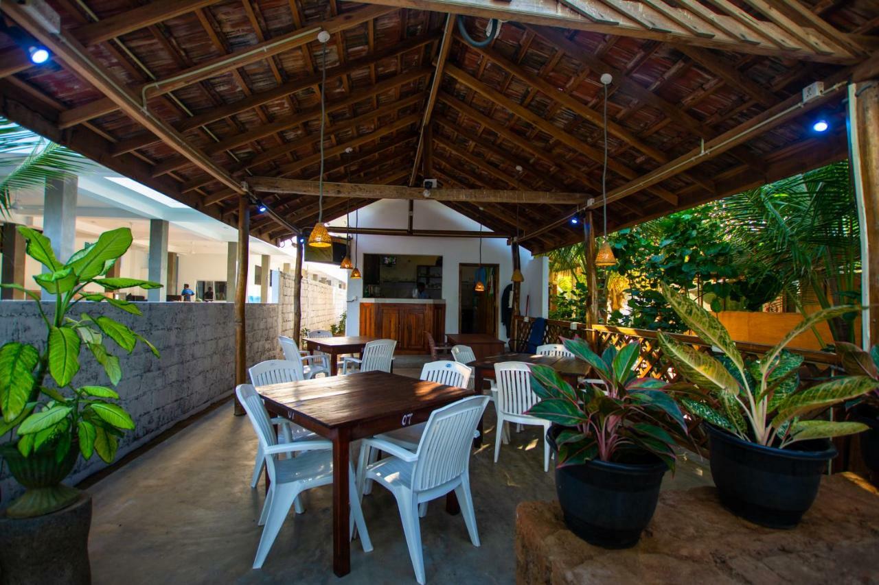 The Surf Access Guest House Arugam Bay Exterior foto