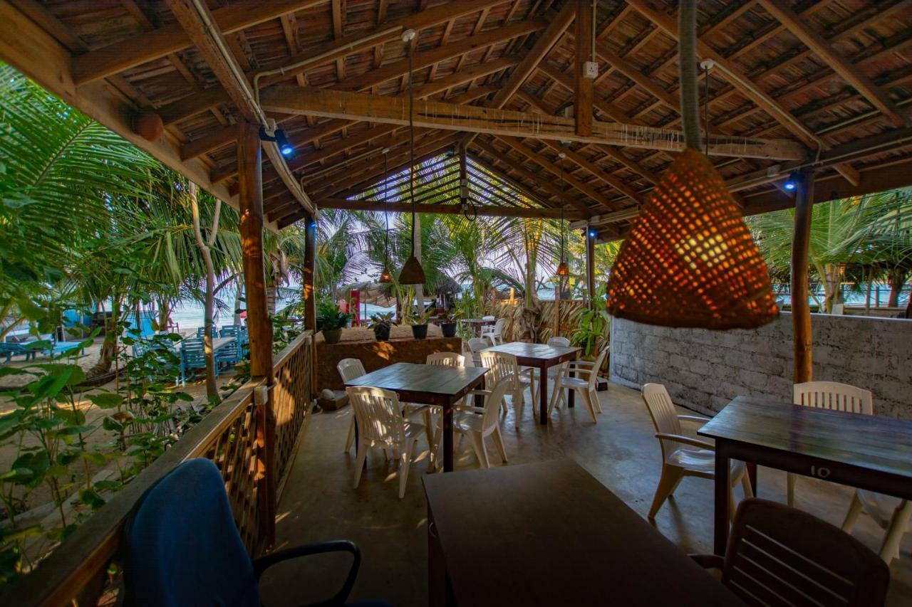 The Surf Access Guest House Arugam Bay Exterior foto