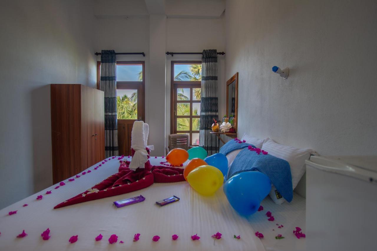 The Surf Access Guest House Arugam Bay Exterior foto
